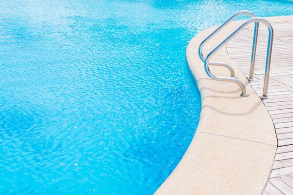 prefabricado de hormigón para coronación de piscina