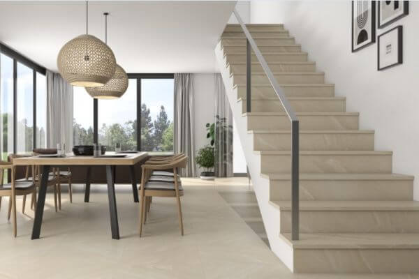 peldaños de escalera porcelánicos