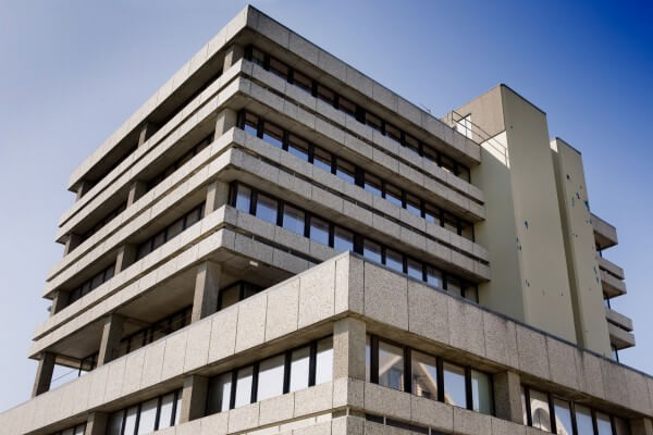 edificio industrial fachada